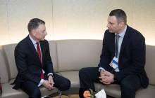 Кличко в Мюнхене: Важно наконец найти формулу создания миротворческой миссии под эгидой ООН