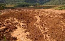 В Индонезии из-за схода оползня 11 человек пропали без вести