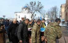 На Чернігівщині священики УПЦ відспівали загиблого в зоні АТО військовослужбовця