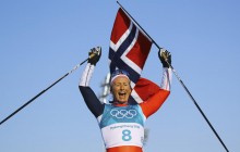 Легендарная лыжница Бьерген вырвала золото в масс-старте - последнем виде программы Олимпиады