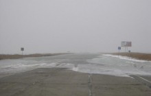 У Чорному та Азовському морях піднявся рівень води, затопило дорогу на Арабатську стрілку