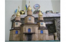 У Черкаській області чоловік створив міні-копію першої козацької церкви Петра Калнишевського