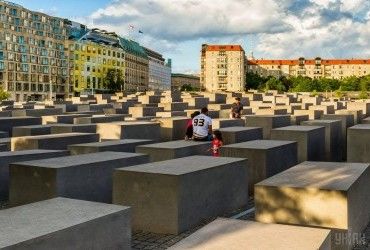 Названо топ-5 звичок туристів, які всіх дратують