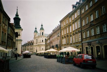 У поліції Варшави покарали співробітників, які погрожували українцеві