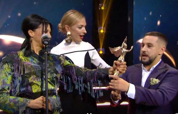 Тріумф Монатіка, The Hardkiss і "кращий альбом" Лободи: як пройшла найгучніша музична премія Yuna (відео)