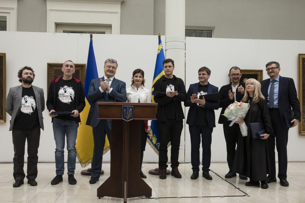 Порошенко вручив Шевченківську премію-2018 / фто president.gov.ua Порошенко вручив Шевченківську премію-2018 / фто president.gov.ua