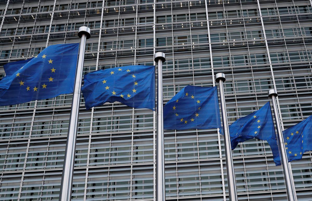 Накануне вечером лидеры ЕС согласились начать переговоры о членстве Украины / фото REUTERS Накануне вечером лидеры ЕС согласились начать переговоры о членстве Украины / фото REUTERS