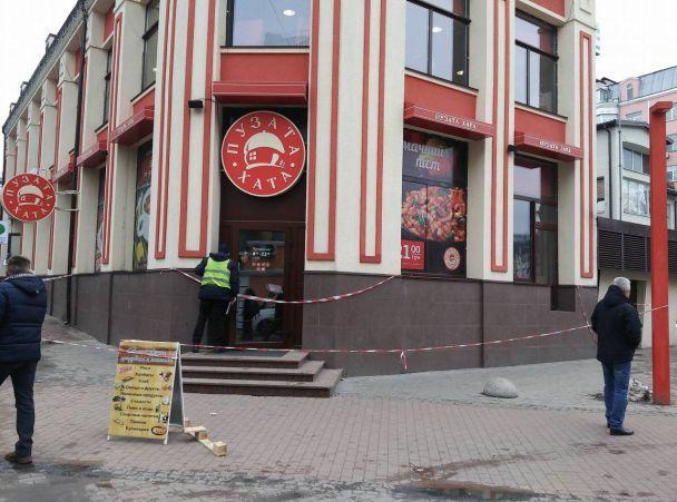 На київському подолі знайшли тіло чоловіка / ТСН.ua На київському подолі знайшли тіло чоловіка / ТСН.ua