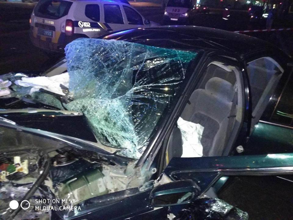 Ночью в Одессе 21-летний водитель Toyota Camry сбил двоих людей Ночью в Одессе 21-летний водитель Toyota Camry сбил двоих людей