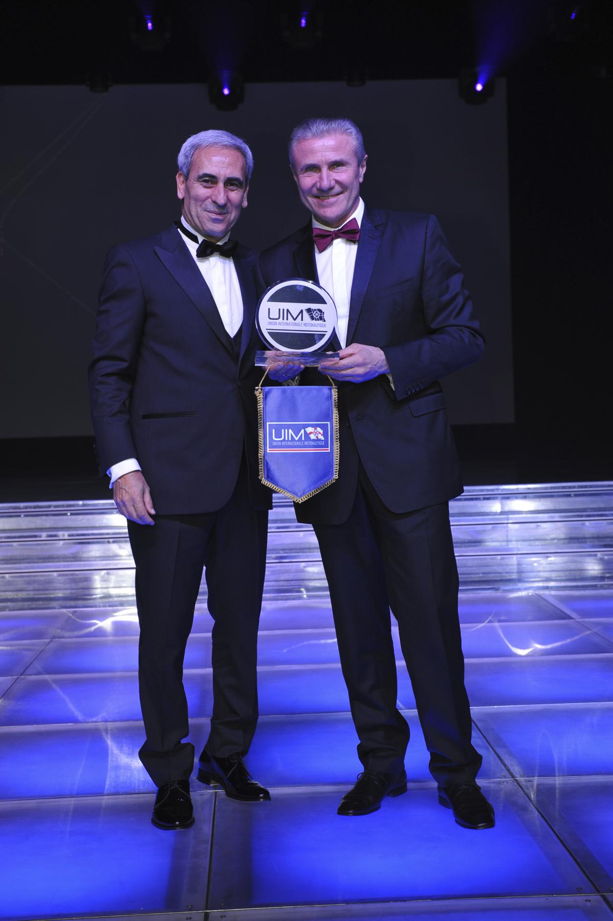 Бубка отримав почесну нагороду UIM / noc-ukr.org