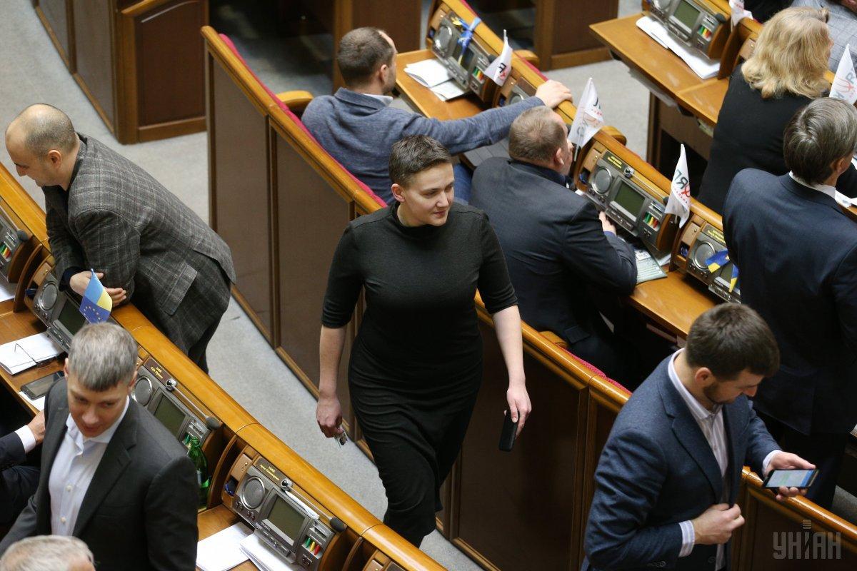 Савченко вже перебуває в СБУ / фото УНІАН Савченко вже перебуває в СБУ / фото УНІАН