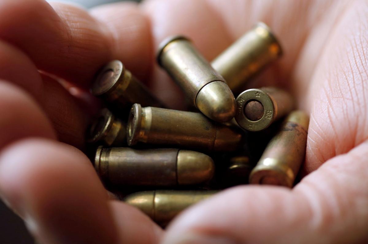 Україна збільшить виробництво власних патронів / фото REUTERS