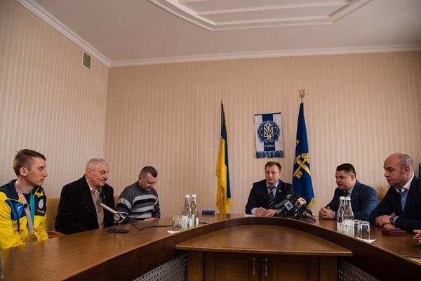 Тарас Радь став наймолодшим чемпіоном ХІІ зимових параолімпійських ігор / фото прес-служба ТОДА Тарас Радь став наймолодшим чемпіоном ХІІ зимових параолімпійських ігор / фото прес-служба ТОДА
