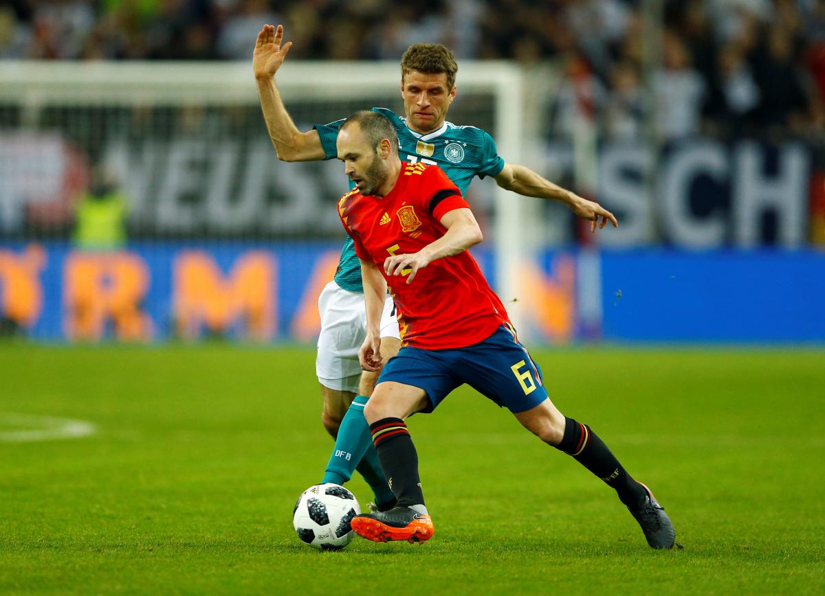 Германия и Испания сыграли вничью / Reuters