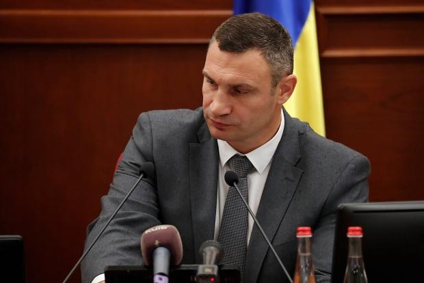 Кличко поручил проверить торговые точки вблизи метро и остановок транспорта / kiev.klichko.org Кличко поручил проверить торговые точки вблизи метро и остановок транспорта / kiev.klichko.org
