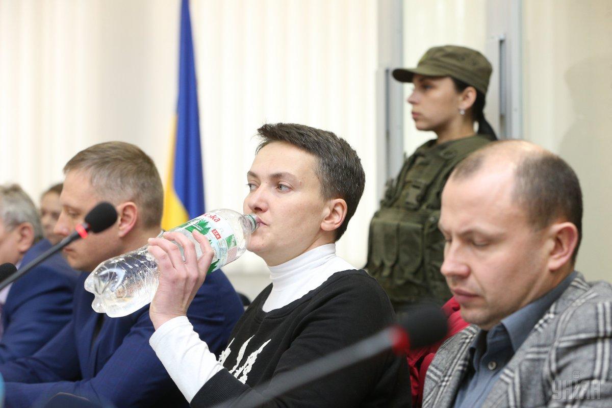 MP Savchenko (in the center) / Photo from UNIAN MP Savchenko (in the center) / Photo from UNIAN
