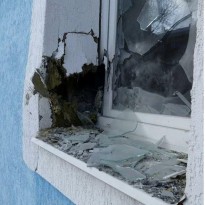 Боевики обстреляли жилые кварталы Счастья, есть разрушения (фото)