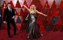 Слишком долго позируют: организаторы Каннского кинофестиваля запретят делать селфи на красной дорожке