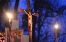 У Львові та Києві відбудеться екстремальна нічна Хресна хода католицької молоді