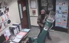 Калифорнийский горе-вор с автоматом для жвачек взорвал сеть (видео)