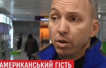 В Украину приехал космонавт NASA, развернувший на орбите украинский флаг (видео)