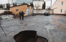 У результаті обвалу асфальту у Вінниці виявили давні підземні ходи монахів