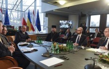 Безпека світу під загрозою з боку Росії імені Путіна і відповідь на це - розширення НАТО - Яценюк
