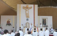 Папа Римський звершив пастирський візит на батьківщину знаменитого італійського святого Падре Піо