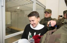 От героини до обвиняемой в терроризме: журналисты проанализировали вероятность вербовки Савченко в России (видео)