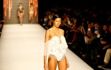 На неделе моды в Стамбуле показали откровенные купальники (фото)