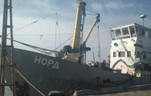 Ukraine, Russia face off over fishing boat