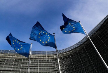 The European Parliament supported granting Ukraine the status of a candidate for EU membership