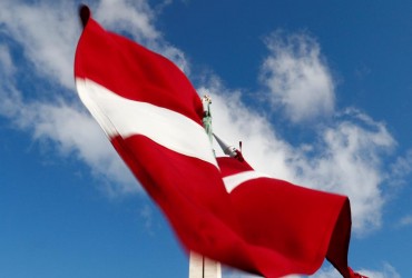 Українці зможуть обміняти готівкову гривню на Євро в латвійських банках - НБУ