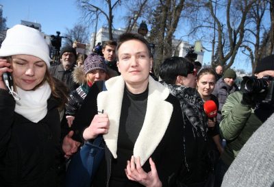 Савченко после голосования в Раде за предоставление согласия на арест / фото УНИАН Савченко после голосования в Раде за предоставление согласия на арест / фото УНИАН