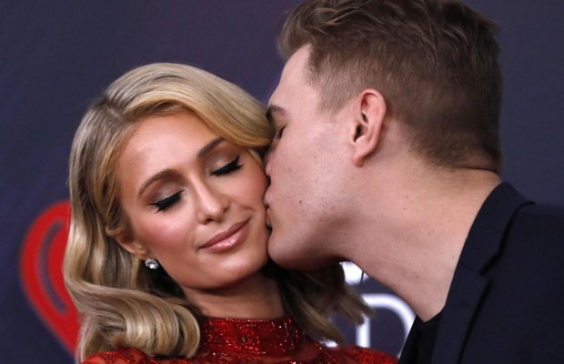 "Зроблю сюрприз": Періс Хілтон розповіла правду про свою вагітність