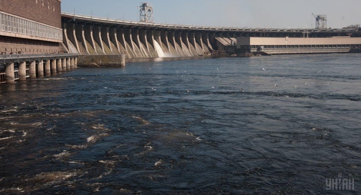 Zaporizhzhia Dnipro HPP needs restoration after the attack by the Russians / photo 