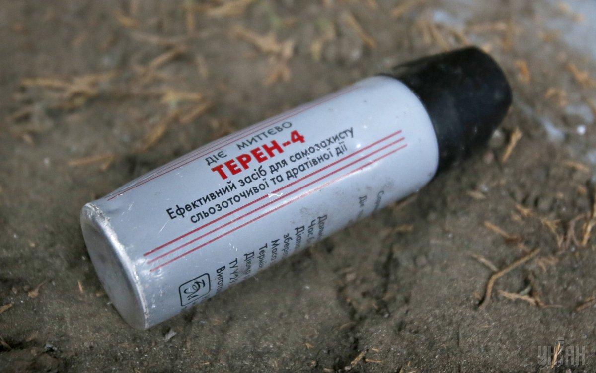 В Одесі охоронець напав на 13-річного хлопчика та бризнув йому в обличчя сльозогінним газом В Одесі охоронець напав на 13-річного хлопчика та бризнув йому в обличчя сльозогінним газом