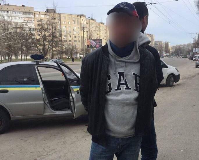 Полиция задержала киллера / фото facebook.com/Vyacheslav.Abroskin Полиция задержала киллера / фото facebook.com/Vyacheslav.Abroskin