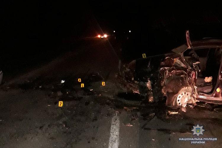 Восьмеро людей травмувались в ДТП на Тернопільщині (фото) Восьмеро людей травмувались в ДТП на Тернопільщині (фото)