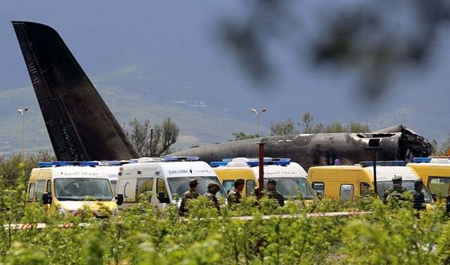 Папа сумує про жертви авіакатастрофи в Алжирі / Reuters