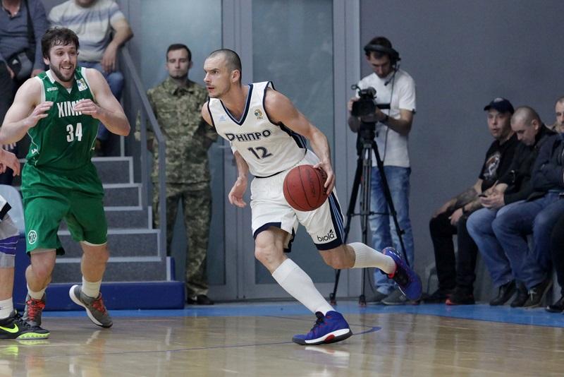 "Дніпро" знову обіграв "Хімік" / fbu.ua