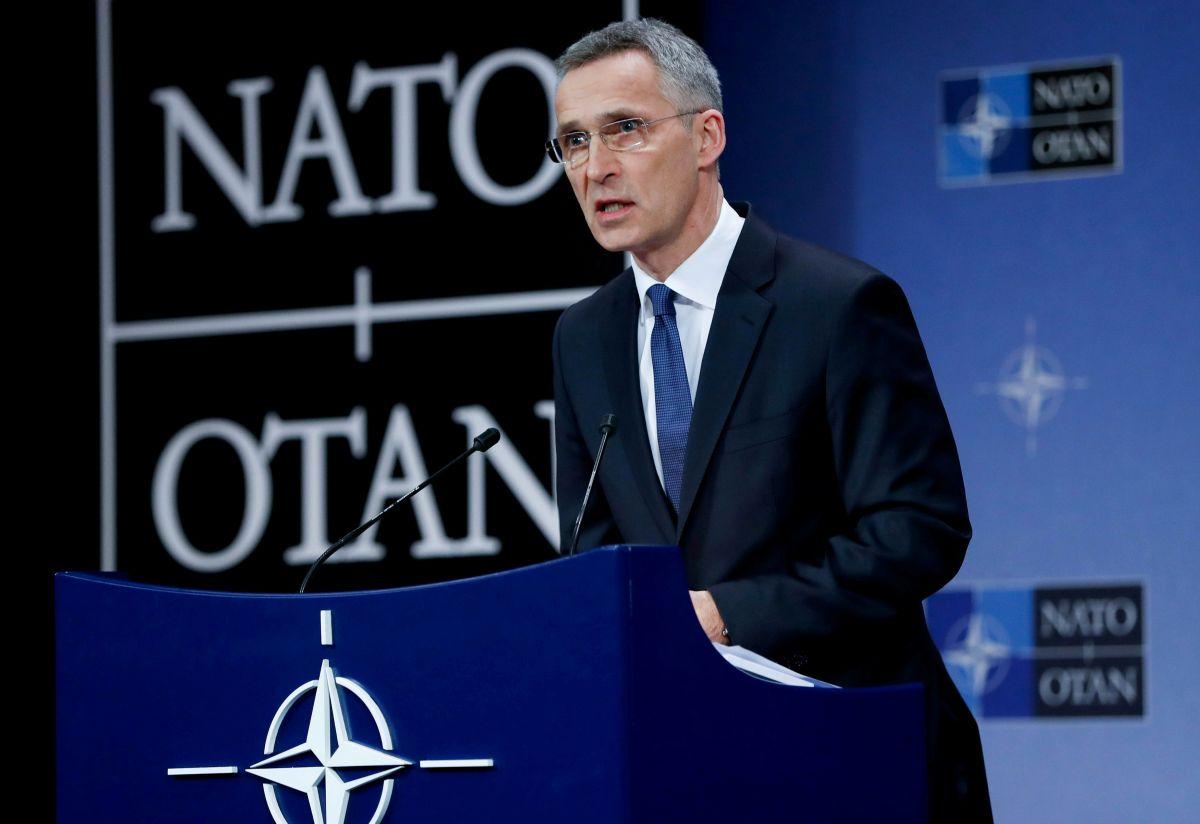 Єнс Столтенберг висловився про зняття обмежень на удари по Росії / фото REUTERS Єнс Столтенберг висловився про зняття обмежень на удари по Росії / фото REUTERS