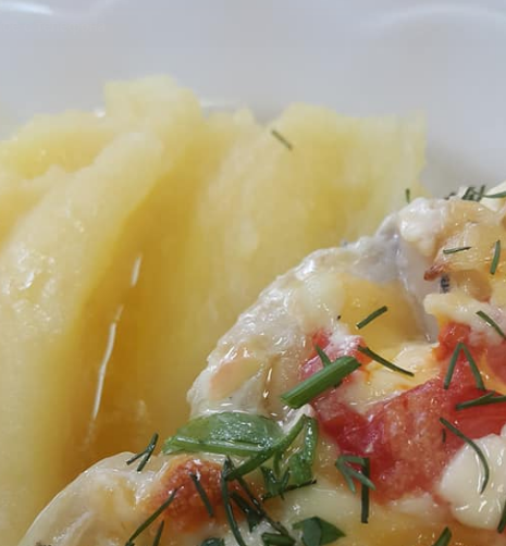 Для посторонних столовая открыта всего на 2 часа / facebook.com/natalka.makogon