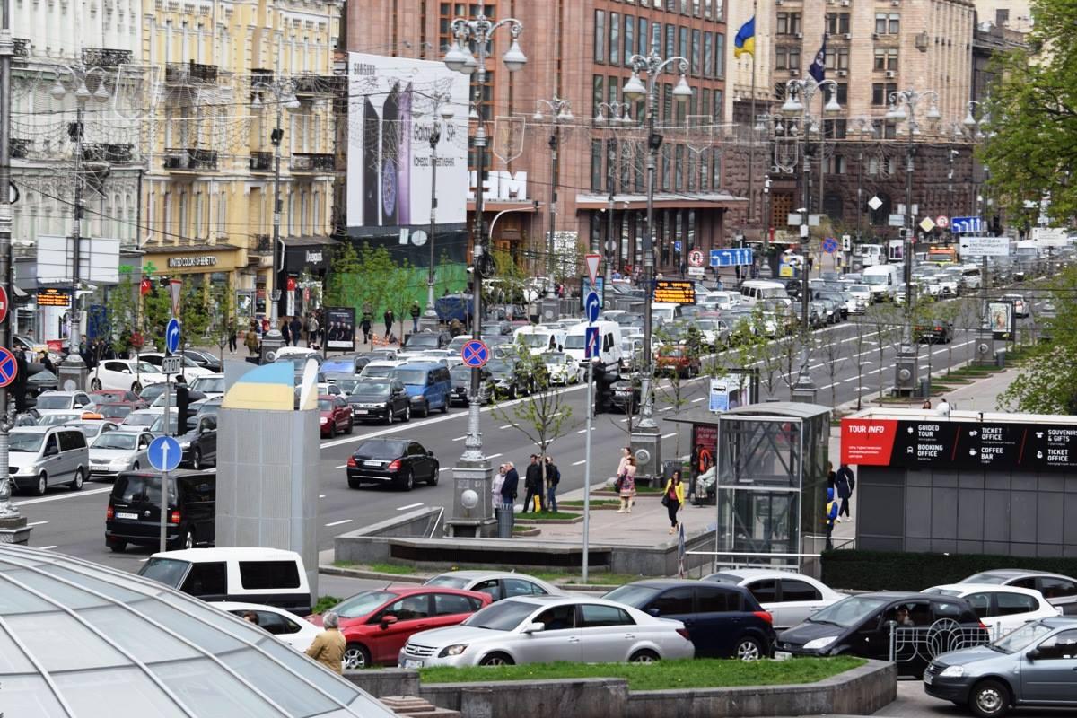 У центрі Києва утворилася "тягучка" / фото kiev.informator.ua У центрі Києва утворилася "тягучка" / фото kiev.informator.ua