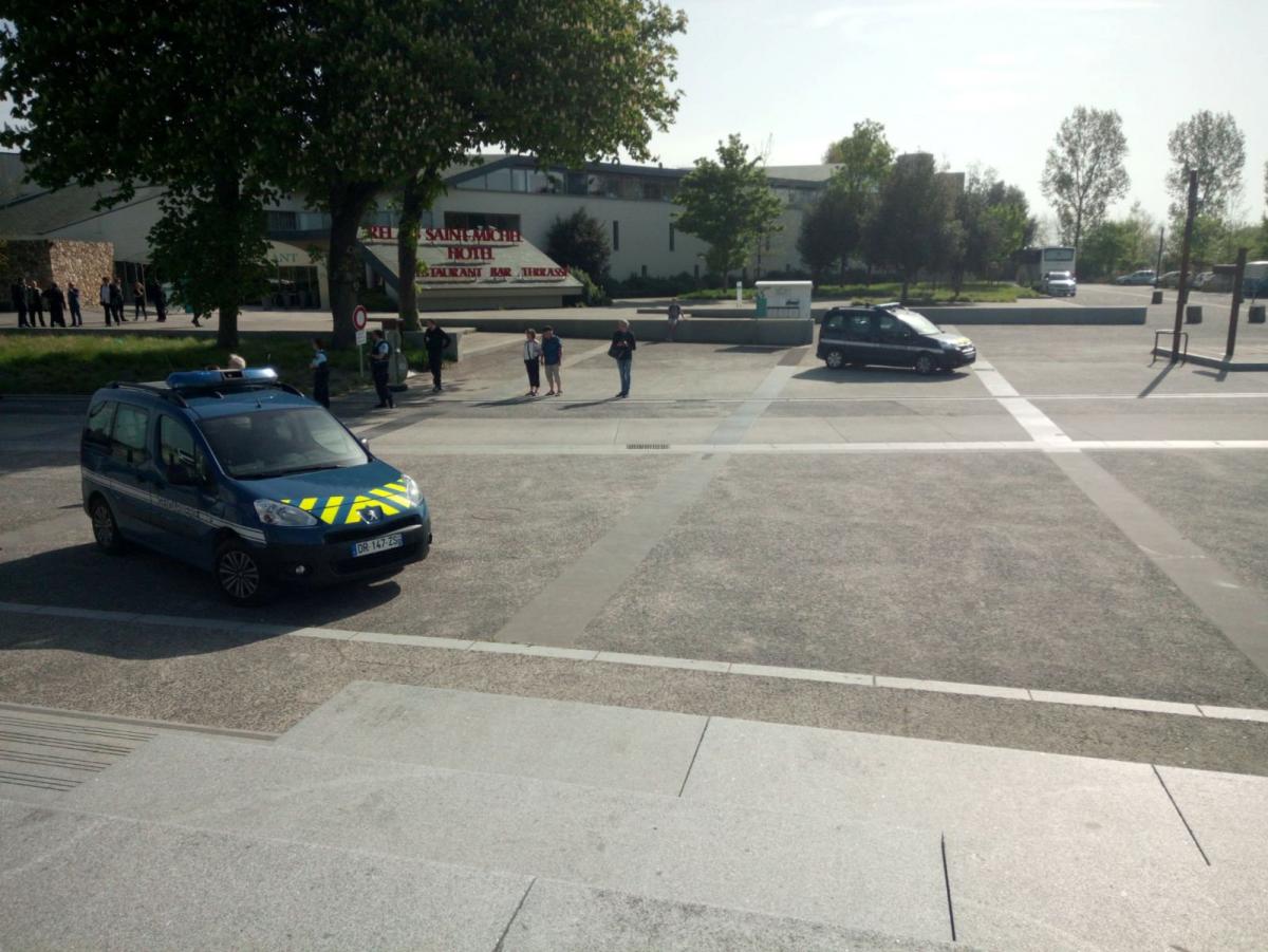 Поліція перевіряє острів Мон-Сен-Мішель / ілюстрація / REUTERS