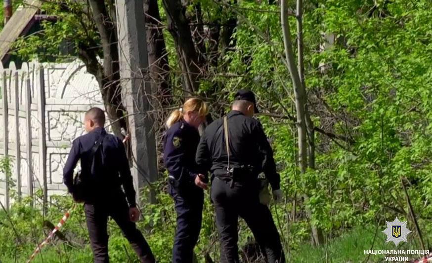 Пасажир маршрутки перевозив розчленоване тіло / фото facebook.com/PoliceDniproRegion Пасажир маршрутки перевозив розчленоване тіло / фото facebook.com/PoliceDniproRegion