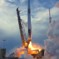 SpaceX запустила ракету Falcon 9 із вантажем для МКС (відео)