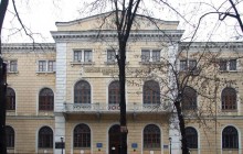 В Одессе из-за "минирования" университета имени Мечникова эвакуировали около 700 человек