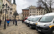 Укрпошта оновить автопарк у лізинг від ПриватБанку