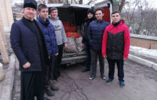 Киевские духовные школы передали две тонны продуктов военному госпиталю